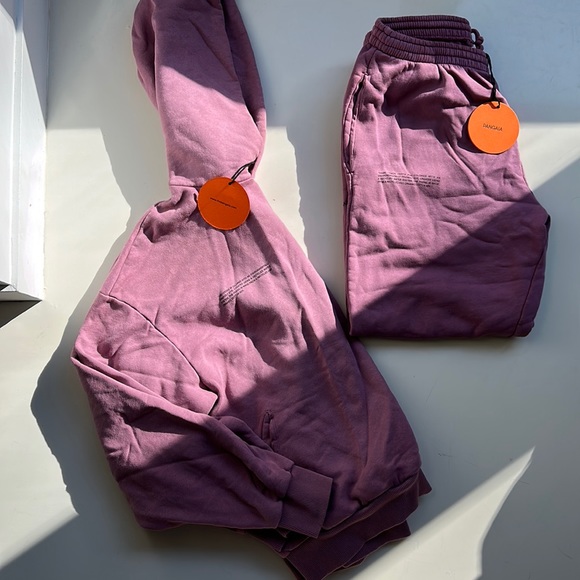 Pangaia Suit - Picture 1 of 5